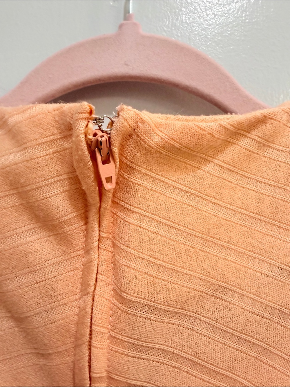 Vintage 70s Claudie Amos Peach Ribbed Knit Midi Dress USA 8 XS Made in England - Picture 8 of 12